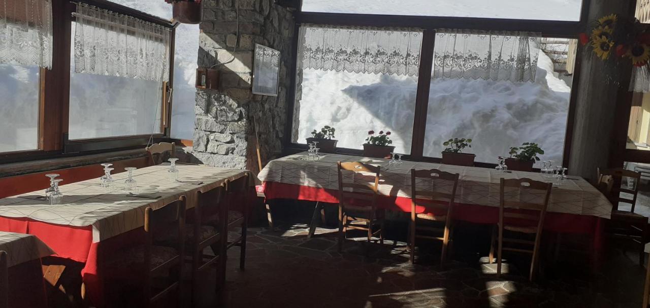 Albergo Nuoitas Форни ди Сопра Екстериор снимка