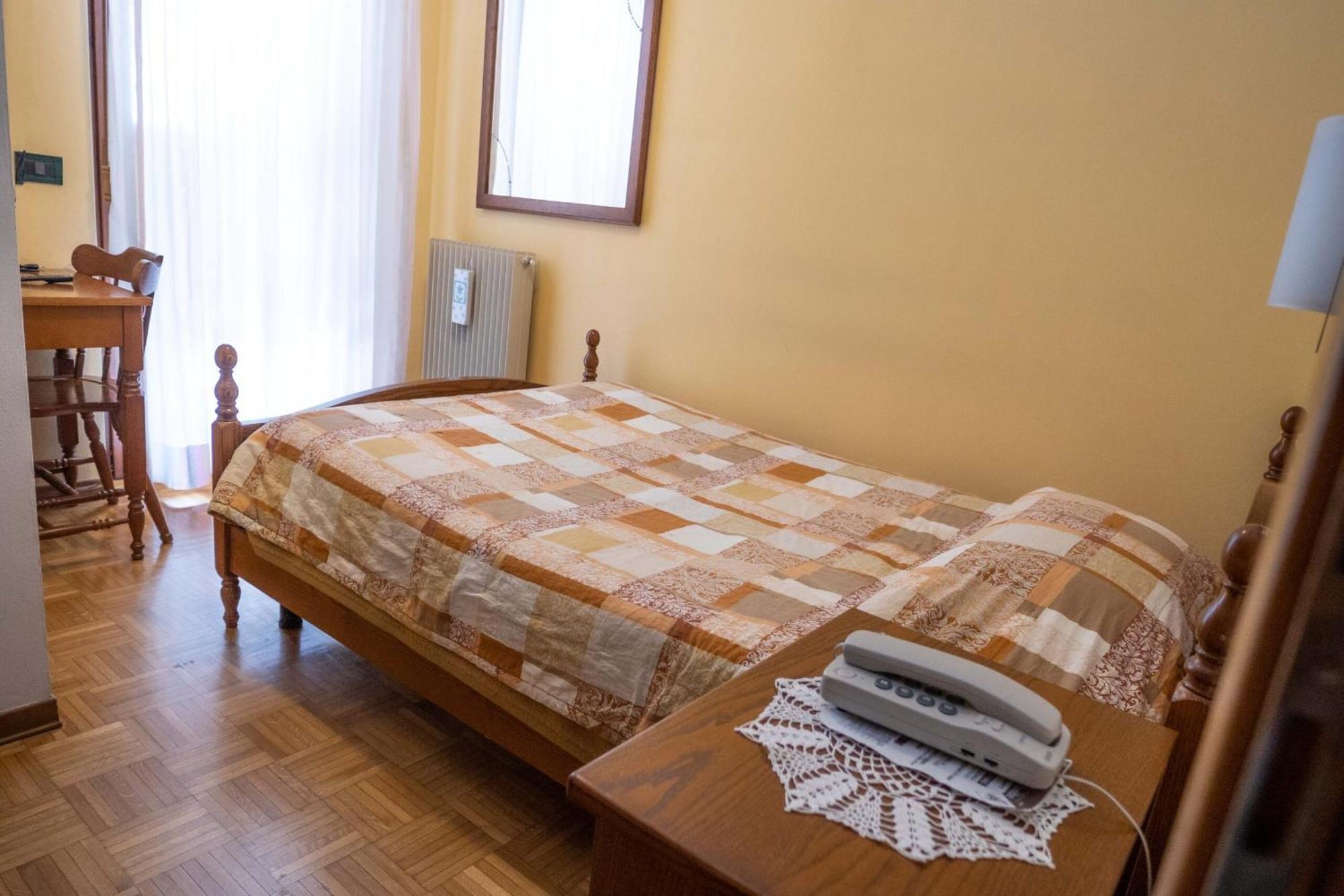 Albergo Nuoitas Форни ди Сопра Екстериор снимка